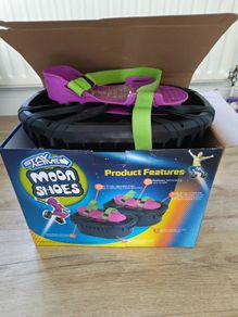 Moon Shoes