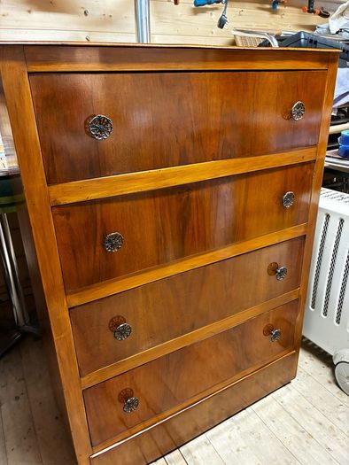 1940's Walnut Chest of Drawers