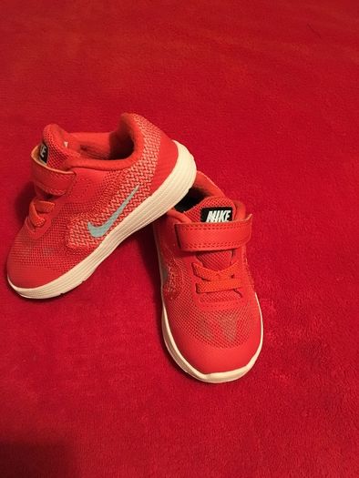 Nike Trainers, size EU-21, UK-4,5