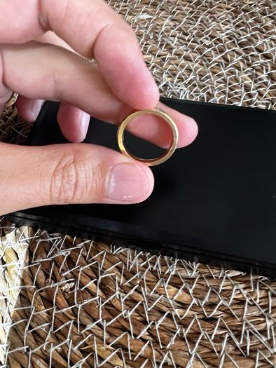 18ct Gold Ring 6.05g Size 52.5 / L 1/2