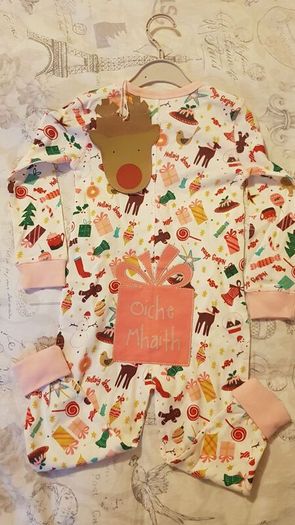 Leigh Tucker Willow Christmas Dream Onesie 2-3years BNW