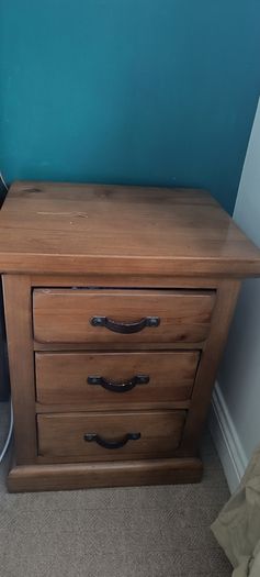 Solid wood king size bed frame and 2 matching lockers