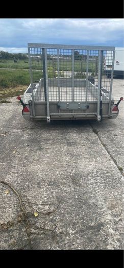 Trailer