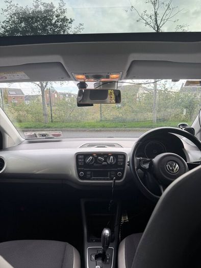 Volkswagen up! 2016