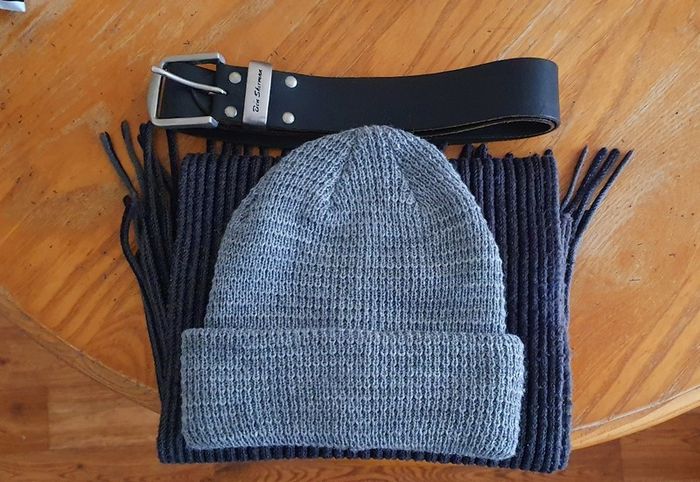 Hat, Scarf and Belt Bundle