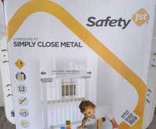 Stair gates x4