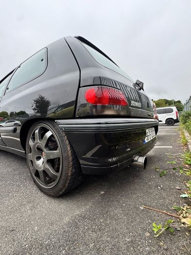 Renault Clio 1.8 16v