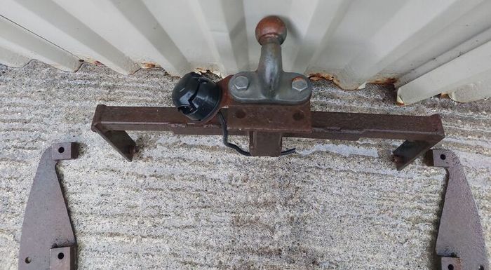 Volkswagen Transporter T4 Tow Bar