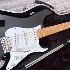 Fender US Deluxe Strat V Neck