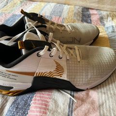 Nike metcon runners