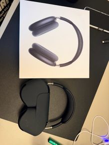 AirPods Max