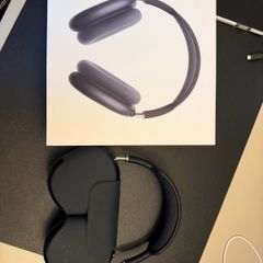 AirPods Max