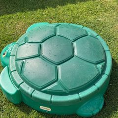 Little tikes sandbox