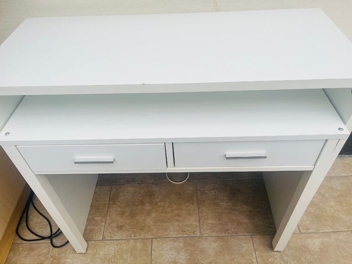 Office desk with drawers