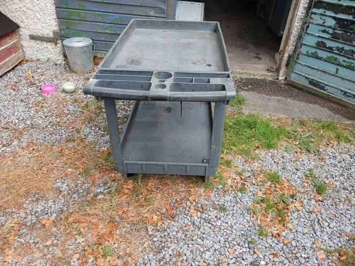 Laser tool trolley