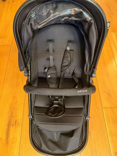 Babylo 2-in-1 Travel System with Car Seat Black