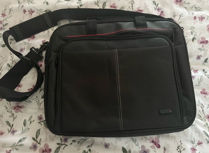 Laptop bag