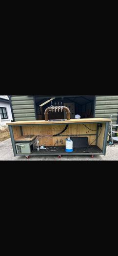 Home bar - four taps (mobile)