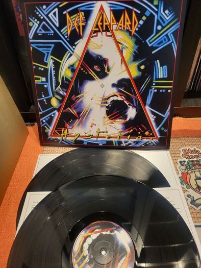 Def Leppard - Hysteria
