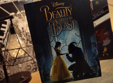 Beauty & The Beast ! Storybook ! Hardcover ! 2017 ! by Egmont Books ! Disney !