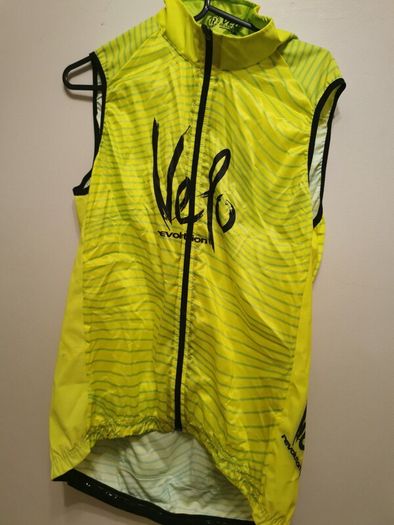 Velo Revolution Packable Gilet (3 pockets)
