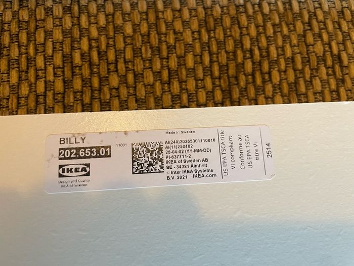 FREE White Ikea Billy Bookcase SHELF