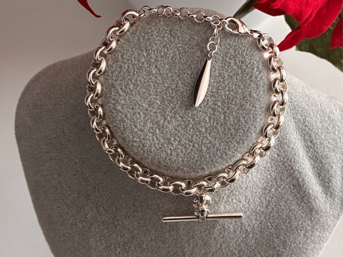 Silver Plated T-bar Bracelet