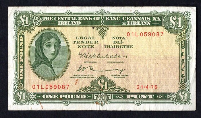 1974 Ireland IR1 Lady Lavery Banknote Series A. Note issued 21/04/75 Serial number 01L059087