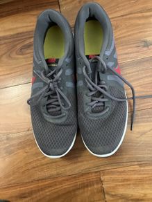 Nike revolution Mens runners