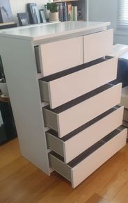 Chest of drawers
