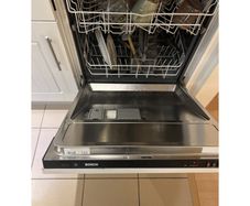 Integrated Bosch Dishwasher for parts
