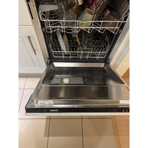 Integrated Bosch Dishwasher for parts