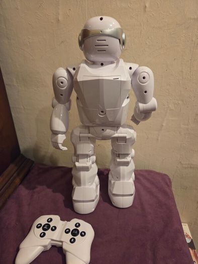 Silverlit Remote Control Robot - Fully working