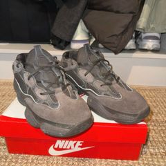yeezy 500 size 10 black sneaker
