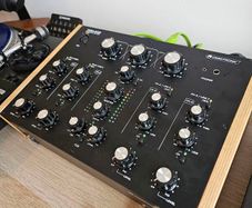 Omnitronic TRM-202 402 Wooden Cheeks - Mixer Not Included