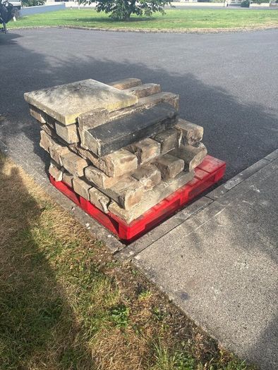FREE Concrete Kirbs
