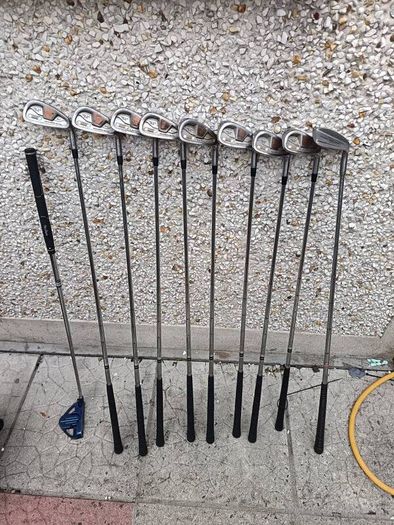 golf clubs