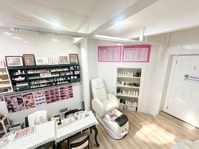 nail salon for sale