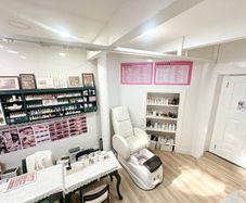 nail salon for sale