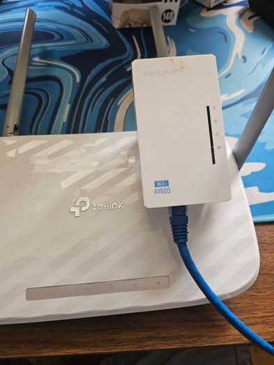 TP-Link Archer C50 AC1200 Router & AV600 Wi-Fi Powerline Extender