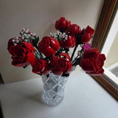 Lego Bouquet of Roses