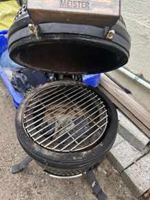 Grill ceramic small charcoal grill .