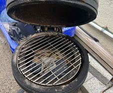 Grill ceramic small charcoal grill .