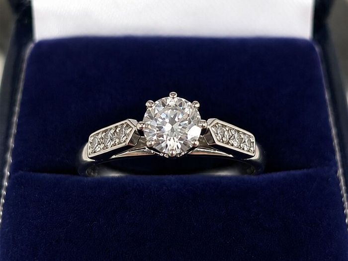 Beautiful 0.5ct Diamond Engagement Ring