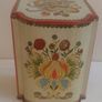 Funky Retro Mid-Century 1950's Tin Tea Caddy, with a Stylish Embossed Floral Design an Unusual Shape, with a Cushion Lid, by Baret Ware in the Monetery Design Image 4