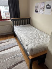bed frame single