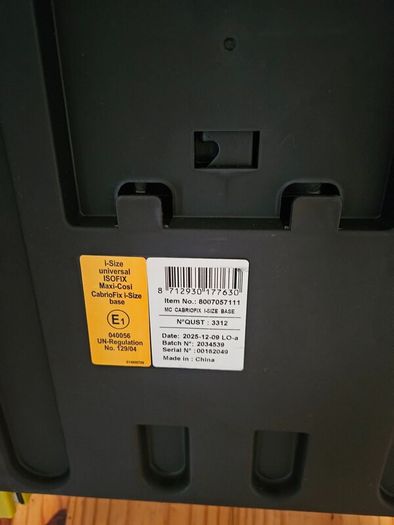 Maxi Cosi car seat & isofix base