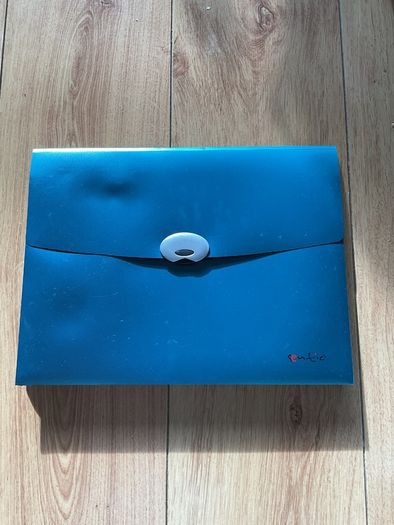 Folder Brand New