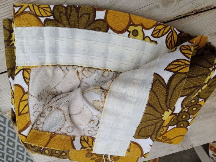 1970s curtain, vintage curtain, Retro floral curtain