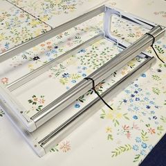 Giftwrap Dispenser